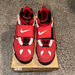 Nike Diamond Turf II
